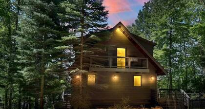 Peace on the Lake...close to Downtown Charlevoix