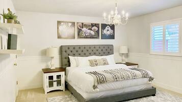 3 bedrooms, iron/ironing board, travel crib, free WiFi