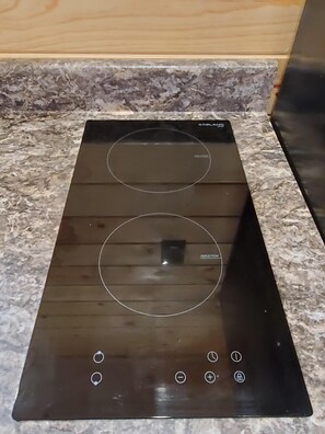 Micro-ondes, plaque de cuisson