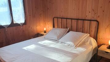 2 chambres, fer et planche à repasser, Wi-Fi gratuit