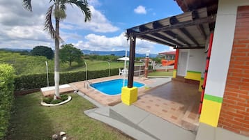 Innenpool, Außenpool