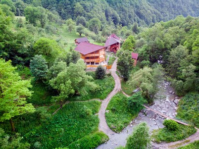 Huda lui Papară Guest House