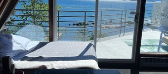 Lake Superior Beachfront Guesthouse