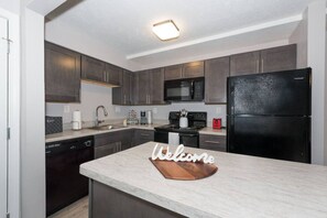 Fridge, microwave, oven, stovetop