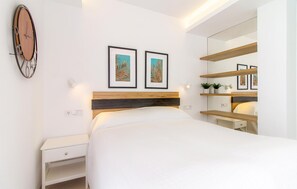 3 bedrooms, free WiFi, bed sheets