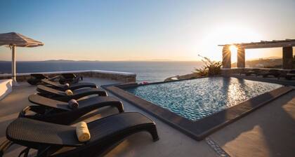 Stunning 2BR Cottage With Private Pool in Mykonos