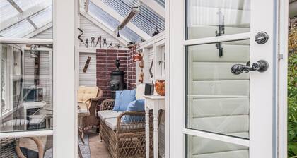 Nice home in Bjerkvik with WiFi