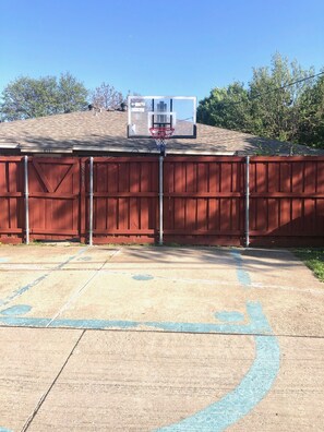 Sport court