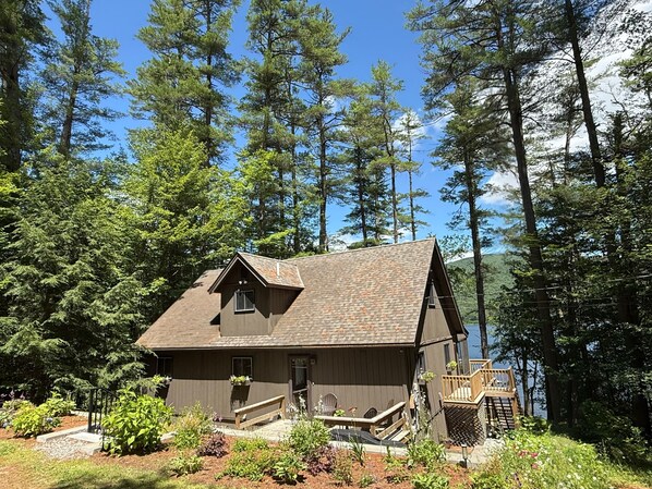 Exterior - 4bd/3b -Tranquil Lakefront rental neighboring Lake Winnipesaukee & Squam (Moultonborough)