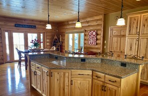 Interior - Stunning Family Friendly Lake Home Retreat on Beautiful Lake Darling (Alexandria)