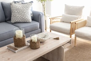 Smart TV, videojuegos y libros 