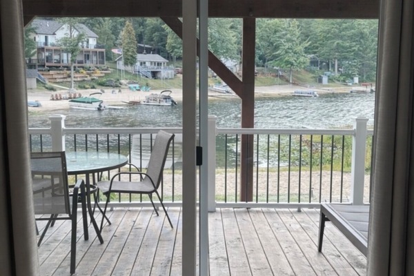Door to bottom deck (in king bedroom)