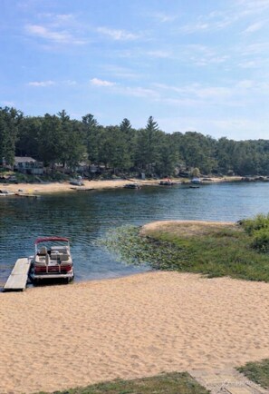 Liegestühle, Strandtücher