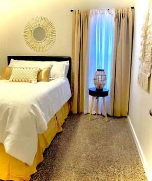 3 bedrooms, iron/ironing board, free WiFi, bed sheets