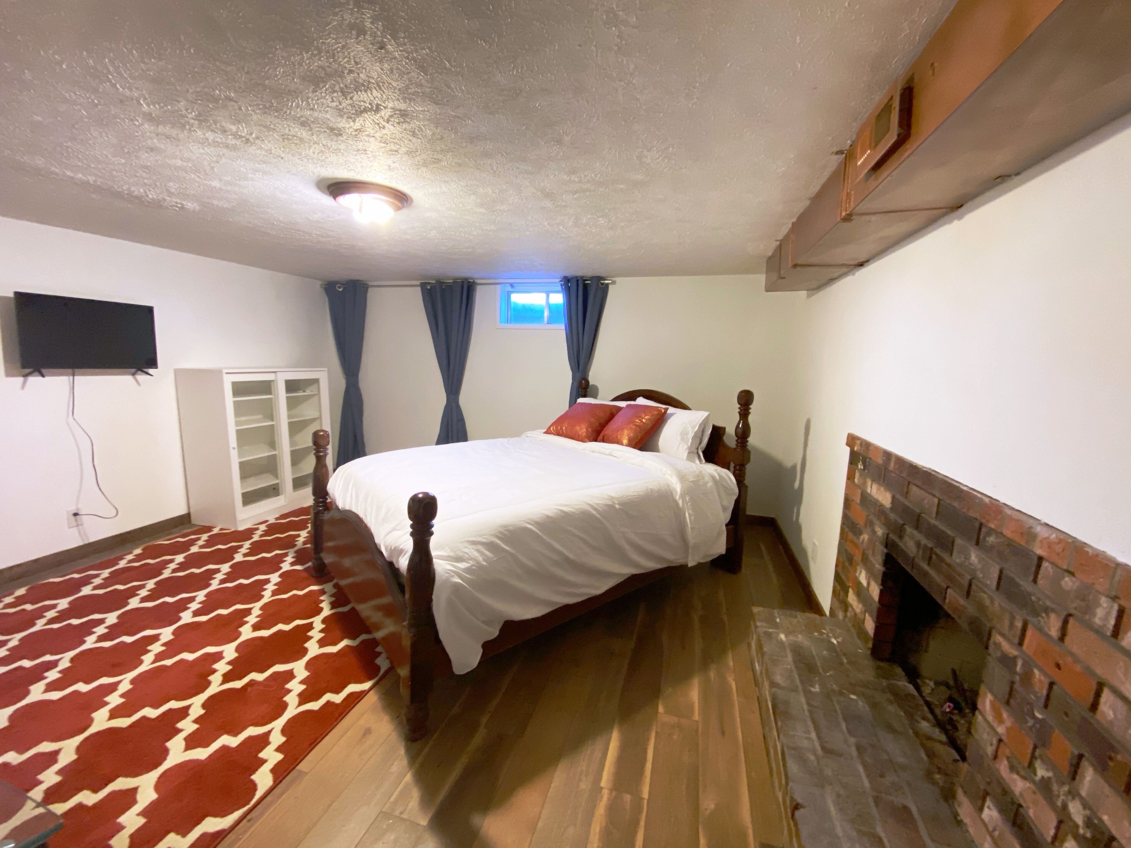 3 habitaciones, tabla de planchar con plancha y wifi gratis 