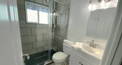 Updated Gonzaga duplex near downtown Spokane