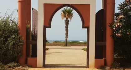 Renovated Seafront Apartment in Saidia 50m - Residente Perle Orientale rt1