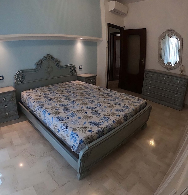 3 bedrooms - Apartment Superior 950 Meters From The Sea (Albisola Superiore)