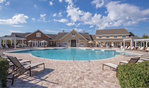Pool - "family Friendly Resort Full of Amenities & Close To All Attractions Sleeps 10" (Williamsburg)