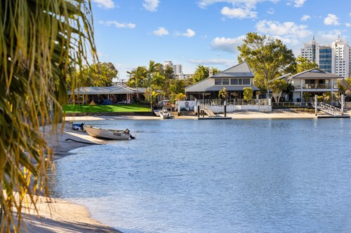3 Bedroom Mooloolaba Canal property