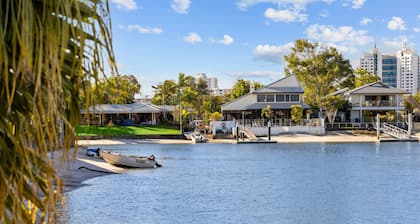 3 Bedroom Mooloolaba Canal property