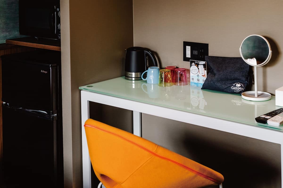 1 bedroom, down duvets, individually decorated, individually furnished