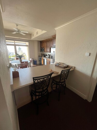 Bountiful Heights Retreat | Views, Sleeps 6, Near SLC