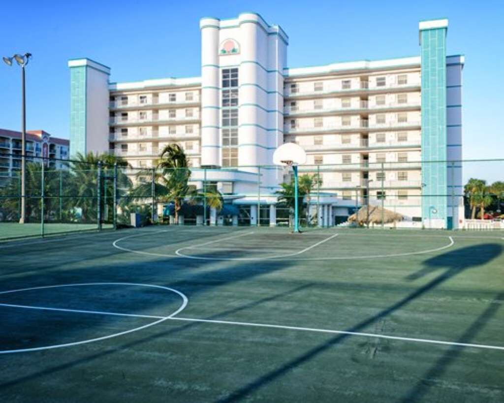 Spend July 4th at Discovery Beach Resort Oceanfront Condo June 29 - July 6, 2024