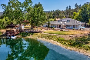 Unclassified image, 5 of 71, button