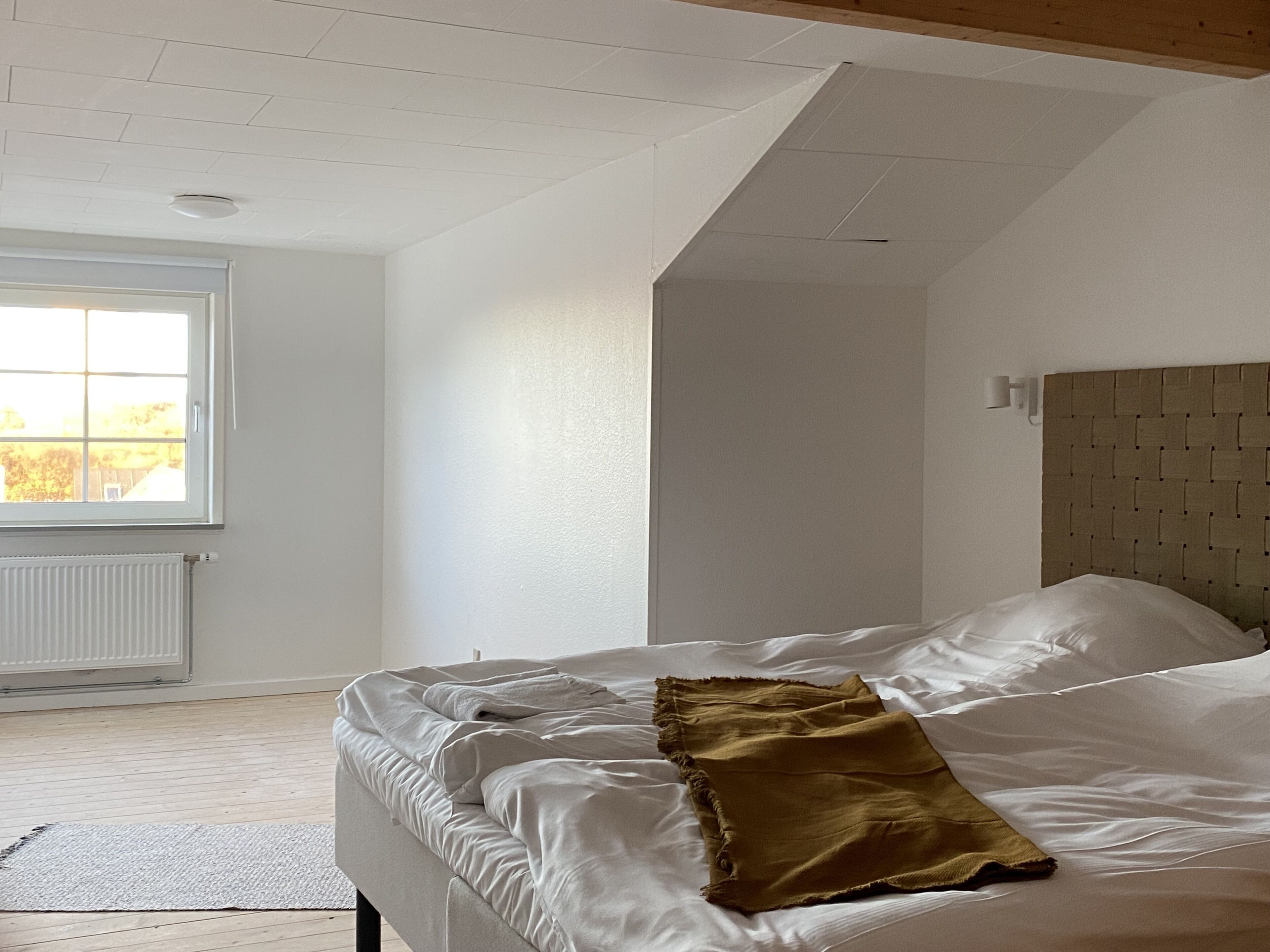 Wifi gratis y ropa de cama