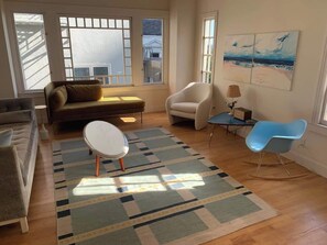 Télévision, espaces bureaux