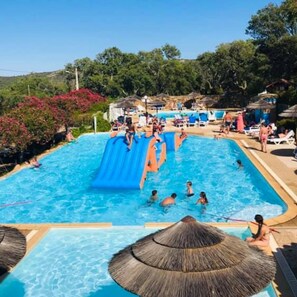 Piscine extérieure, piscine chauffée