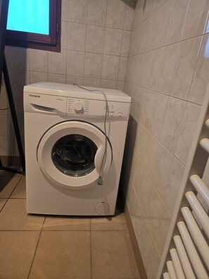 Uklassifisert bilde, 3 av 15, knapp