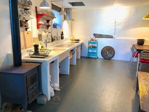 Dining - OBarqueiro - El descanso del Peregrino (Porto do Barqueiro)