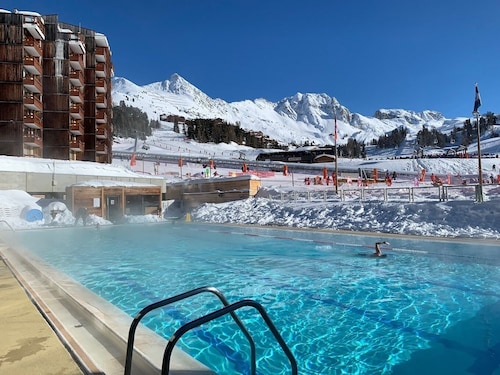 L'Échappée d'Agate
A Savoyard cocoon, ski-in/ski-out in Belle Plagne