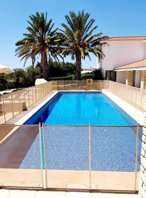 Villa | Zwembad | Een buitenzwembad