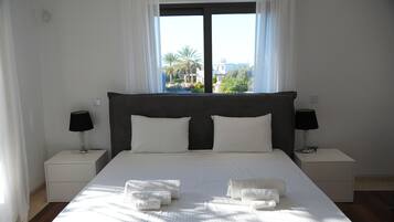 Villa | 6 bedrooms, iron/ironing board, free WiFi, bed sheets