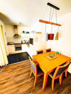 Dining - Modern Mountain Apart 2 - directly by Skiing area (Rauris)