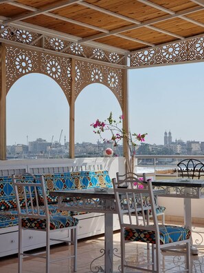 Terrace/patio - Nile Diana Luxor (Luxor)