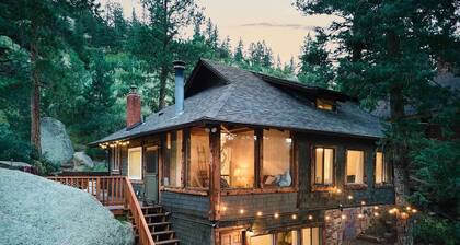 Cabin on Pikes Peak, Hot tub with Mountain Views