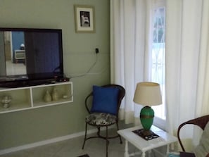 TV
