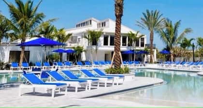 Private Beach Community w/Pickle Ball/Golf/Tennis/Restaurant and Much More