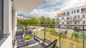 สตูดิโอ (10 F) | ลานระเบียง/นอกชาน