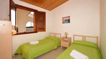 Standard House, Multiple Bedrooms, 2 Bathrooms, Sea Facing (Casa Apara) | 3 bedrooms, free WiFi, bed sheets