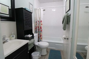 Shower - The Allenhurst, Beach Apartment #8 - Small Studio with Bathroom & Kitchen (Ocean Grove)