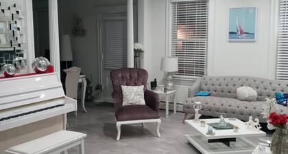 Peaceful SWEET BEACH HOME