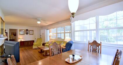 Charming 3 Bedroom house with detached garage.