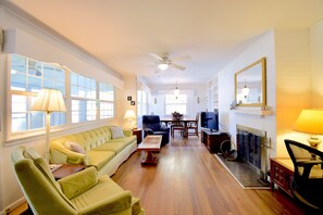 Smart TV, fireplace, offices