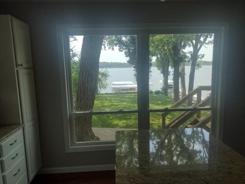 Beautiful, quiet and fully renovated lakehouse on East Okoboji Lake.