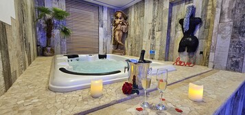 Romantic Loft, Hot Tub (Sauna ,toit terrasse ) | Miscellaneous